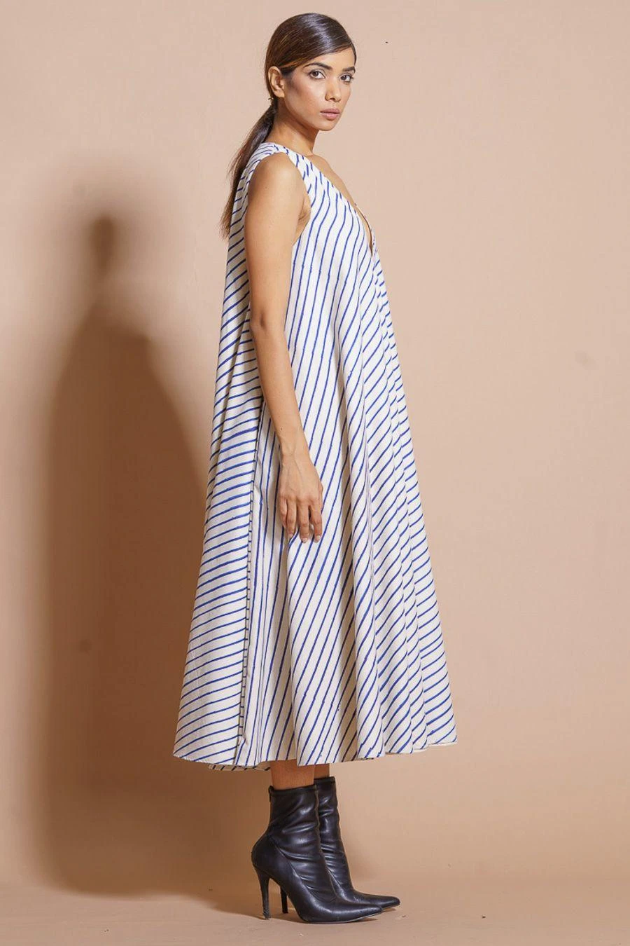 Stoique Blue Circular Colour Block Printed Dress 5 Stoique Blue Circular Colour Block Printed Dress - Image 3