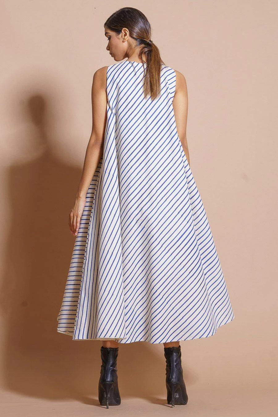 Stoique Blue Circular Colour Block Printed Dress 6 Stoique Blue Circular Colour Block Printed Dress - Image 4