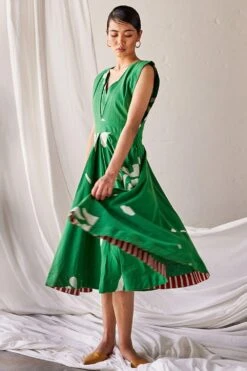 Khara Kapas Forest Green Terracotta Print Dress 8 Khara Kapas Forest Green Terracotta Print Dress -Echoo Clothing Shop 19923kk24 3