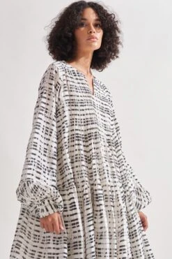 Amrich Shari Hand Block Printed Dress 11 Amrich Shari Hand Block Printed Dress -Echoo Clothing Shop 23623amr21 4