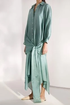 Twinkle Hanspal Handloom Chanderi Layered Dress With Tie-up 9 Twinkle Hanspal Handloom Chanderi Layered Dress With Tie-up -Echoo Clothing Shop 29th22 3