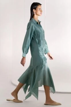 Twinkle Hanspal Handloom Chanderi Layered Dress With Tie-up 10 Twinkle Hanspal Handloom Chanderi Layered Dress With Tie-up -Echoo Clothing Shop 29th22 4