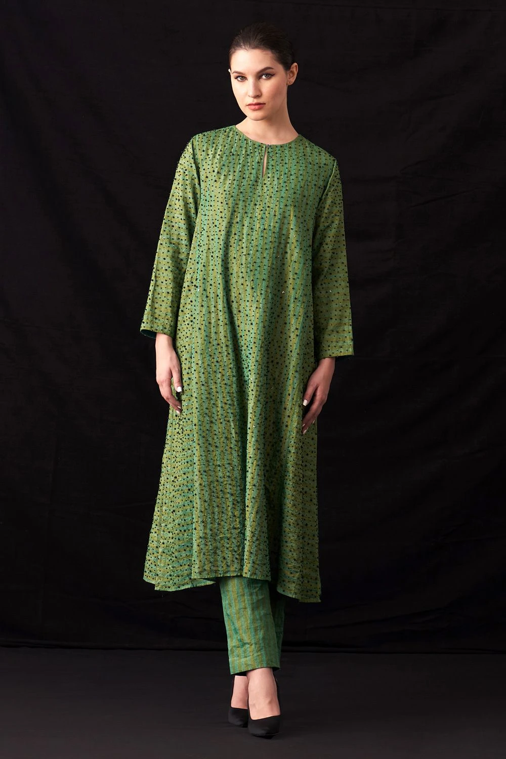 Amrich Zuri Pastel Green Hand-Woven Metallic Stripe Dress 4 Amrich Zuri Pastel Green Hand-Woven Metallic Stripe Dress - Image 2