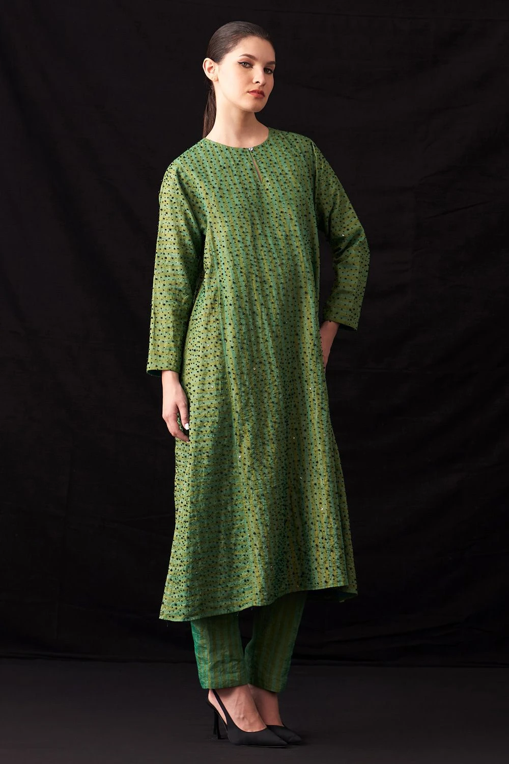 Amrich Zuri Pastel Green Hand-Woven Metallic Stripe Dress 5 Amrich Zuri Pastel Green Hand-Woven Metallic Stripe Dress - Image 3