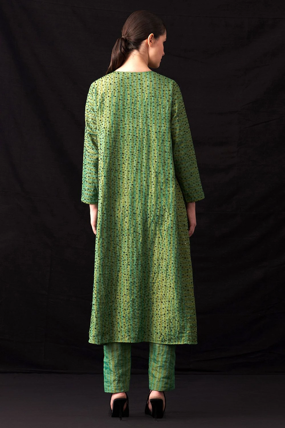 Amrich Zuri Pastel Green Hand-Woven Metallic Stripe Dress 7 Amrich Zuri Pastel Green Hand-Woven Metallic Stripe Dress - Image 5