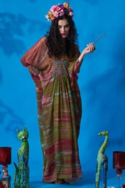 CAPISVIRLEO Seaweed Pleated Kaftan Dress