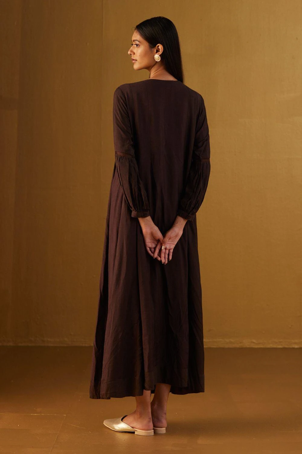 Shorshe Brown Vaani Choga Dress 7 Shorshe Brown Vaani Choga Dress - Image 5