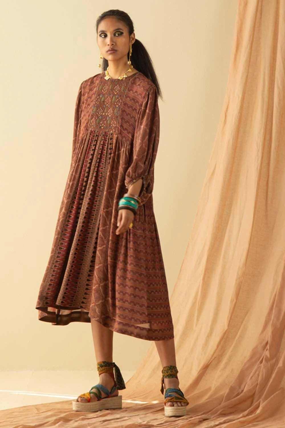 Sunira Designs Embroidered Yoke Balloon Sleeve Dress 3 Sunira Designs Embroidered Yoke Balloon Sleeve Dress