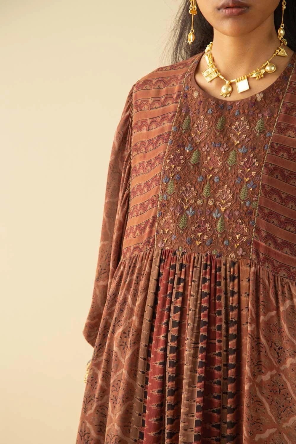 Sunira Designs Embroidered Yoke Balloon Sleeve Dress 5 Sunira Designs Embroidered Yoke Balloon Sleeve Dress - Image 3